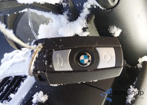 2009 BMW 328I z USA, uszkodzony, nr VIN WBAWR33559P460071